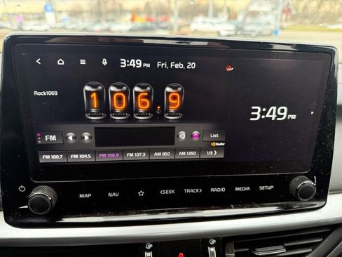 Used 2022 Kia Forte GT-Line image 11