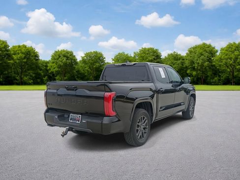 Used 2023 Toyota Tundra Platinum image 7