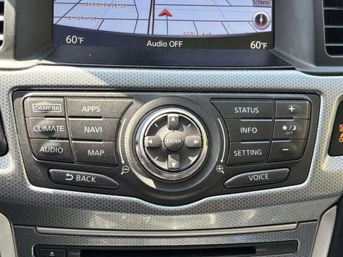 Used 2017 Nissan Pathfinder SL w/ SL Premium Package AWD/4WD image 33