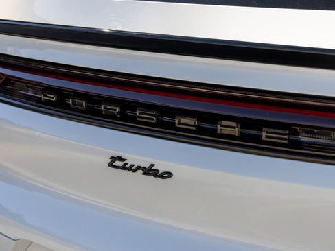 New 2025 Porsche Cayenne Turbo image 21