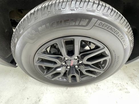 Used 2021 GMC Sierra 1500 Elevation w/ LPO, Elevation Black Package image 7