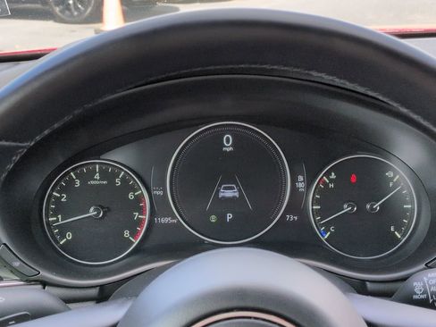 Certified 2025 MAZDA MAZDA3 Hatchback w/ Appearance Package image 25