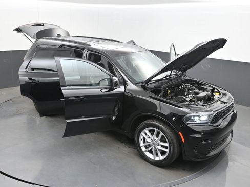 Used 2024 Dodge Durango GT image 34