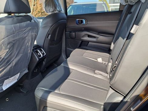 New 2026 Kia Sorento S w/ S Panoramic Sunroof Package FWD image 13