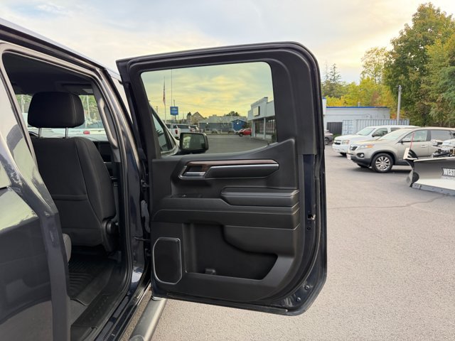 Used 2024 Chevrolet Silverado 1500 LT w/ Safety Package AWD/4WD image 28