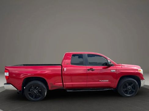 Used 2016 Toyota Tundra SR5 w/ SR5 Upgrade Package image 8