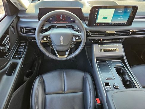 Used 2025 Lincoln Aviator 2WD w/ Equipment Group 101A image 14