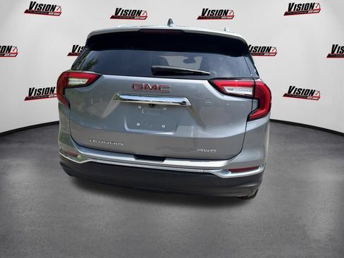 Used 2023 GMC Terrain SLT w/ LPO, Floor Liner Package AWD/4WD image 6