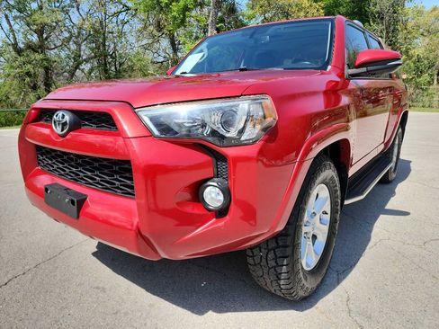 Used 2016 Toyota 4Runner SR5 Premium image 3
