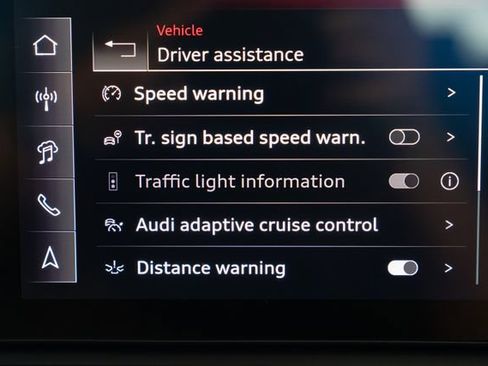 Certified 2024 Audi Q5 2.0T Premium Plus w/ Premium Plus Package AWD/4WD image 18