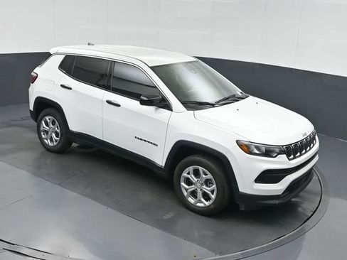 Used 2025 Jeep Compass Sport AWD/4WD image 30