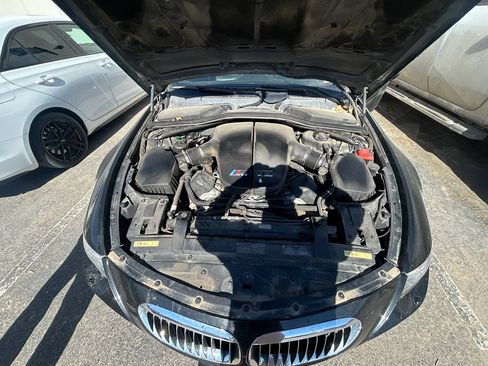 Used 2006 BMW M6 Coupe image 10