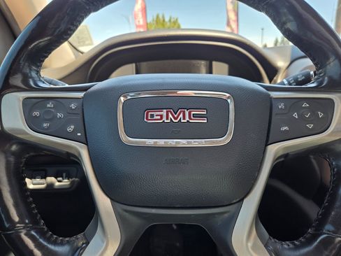 Used 2018 GMC Acadia Denali w/ Technology Package AWD/4WD image 20
