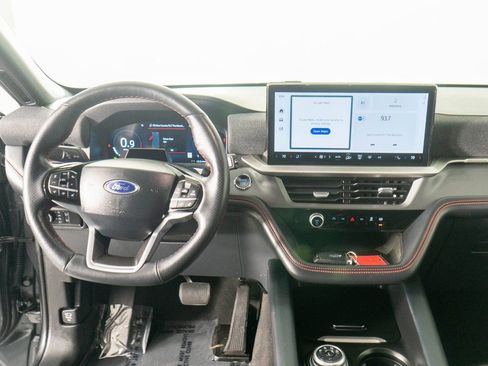 Used 2025 Ford Explorer ST-Line AWD/4WD image 12