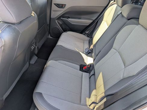 Used 2024 Subaru Crosstrek 2.0i Premium image 15