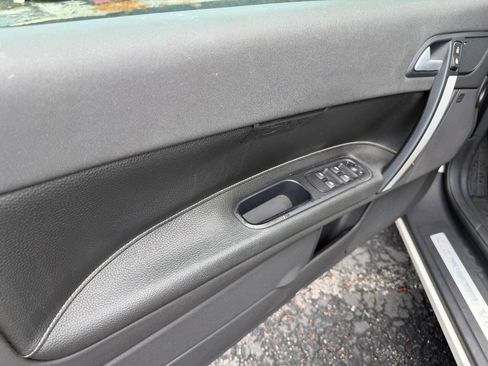 Used 2013 Volvo C70 T5 FWD image 5