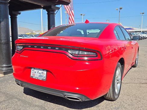 Used 2023 Dodge Charger SXT image 4
