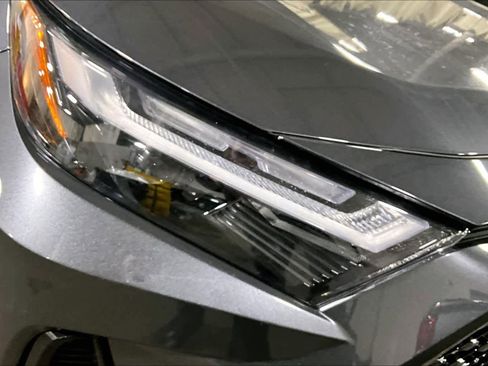 New 2025 Toyota RAV4 SE image 13