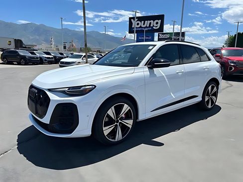 New 2026 Audi SQ5 Prestige AWD/4WD image 8