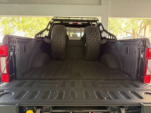 Used 2022 Ford F250 Lariat w/ Lariat Ultimate Package image 43