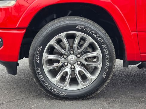 Used 2019 RAM 1500 Laramie w/ Sport Appearance Package image 9