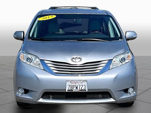 Used 2013 Toyota Sienna Limited w/ Premium Pkg AWD/4WD image 3