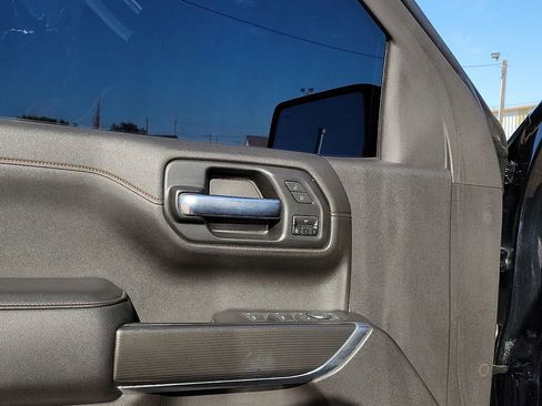 Used 2020 GMC Sierra 1500 AT4 w/ AT4 Premium Package image 18