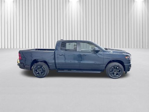 New 2026 RAM 1500 Express AWD/4WD image 3