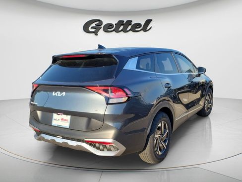 Used 2025 Kia Sportage LX image 8