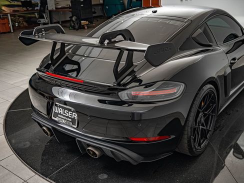 Certified 2024 Porsche 718 Cayman GT4 RS RWD image 28