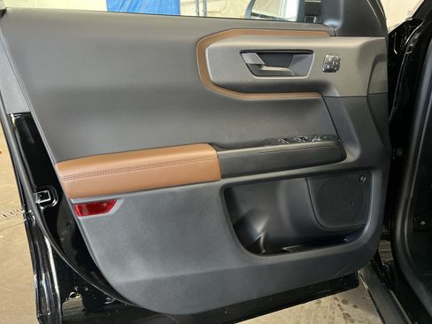 New 2026 Ford Bronco Sport Outer Banks w/ Outer Banks Tech Package+ AWD/4WD image 14