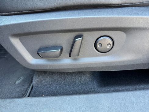 Certified 2025 Nissan Murano SV image 15