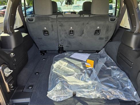 New 2025 Jeep Wrangler Sahara w/ Safety Group image 34