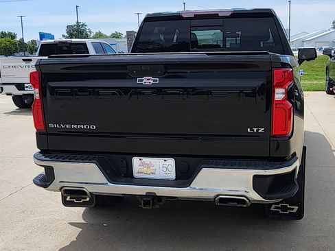 Used 2020 Chevrolet Silverado 1500 LTZ AWD/4WD image 6
