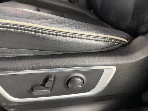 Certified 2023 RAM 1500 Laramie image 23