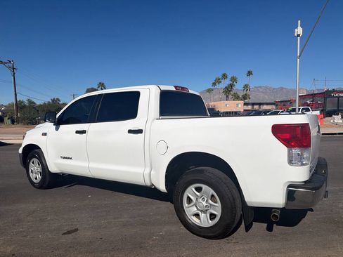 Used 2012 Toyota Tundra 2WD CrewMax w/ Tow Pkg image 4