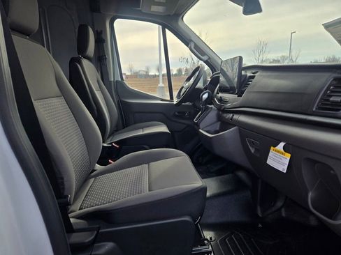 New 2026 Ford Transit 250 148 Medium Roof RWD image 5