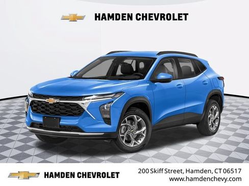 Used 2024 Chevrolet Trax RS w/ Sunroof Package FWD image 1