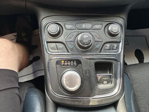 Used 2015 Chrysler 200 S w/ Navigation & Sound Group I FWD image 25