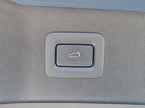 Used 2025 MAZDA CX-5 Carbon Edition image 11