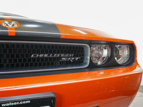 Used 2009 Dodge Challenger SRT8 RWD image 29