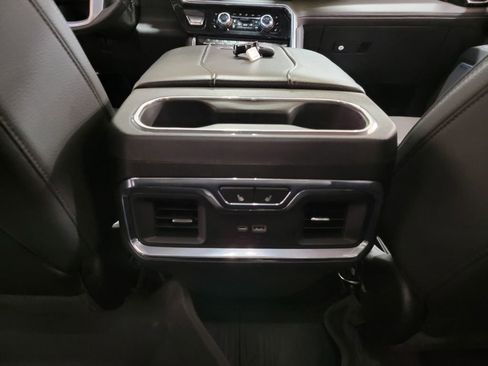 Used 2024 GMC Sierra 3500 Denali w/ Technology Package image 21