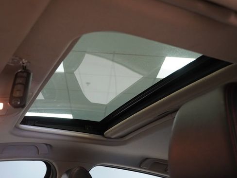 Used 2014 MAZDA MAZDA3 i Grand Touring FWD image 4