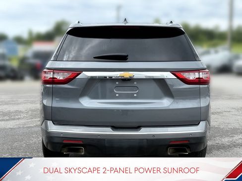 Used 2018 Chevrolet Traverse Premier w/ Driver Confidence II Package FWD image 8