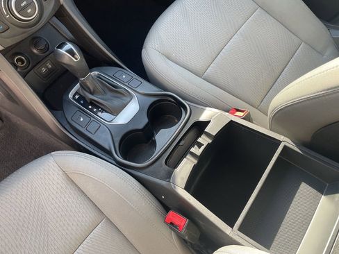 Used 2018 Hyundai Santa Fe Sport w/ 2.4L Value Package 02 image 9