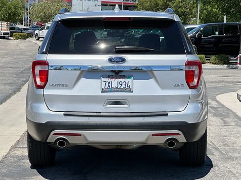 Used 2017 Ford Explorer Limited AWD/4WD image 6