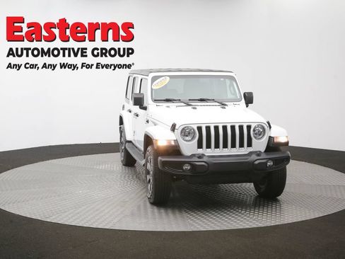 Used 2018 Jeep Wrangler Unlimited Sahara AWD/4WD image 47