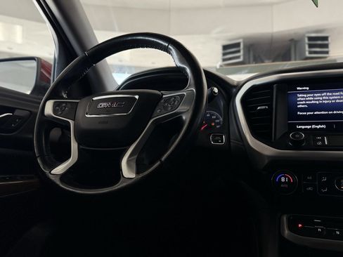 Used 2020 GMC Acadia SLE image 32
