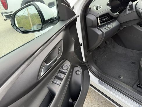 New 2026 Buick Envista Avenir image 14