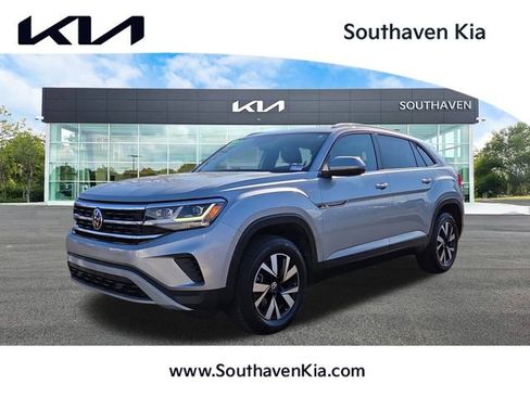 Used 2023 Volkswagen Atlas Cross Sport SE image 1